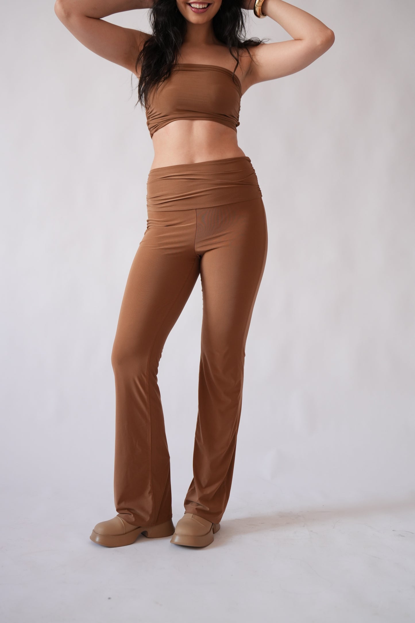 Amelia ruched Straight Cut Pants