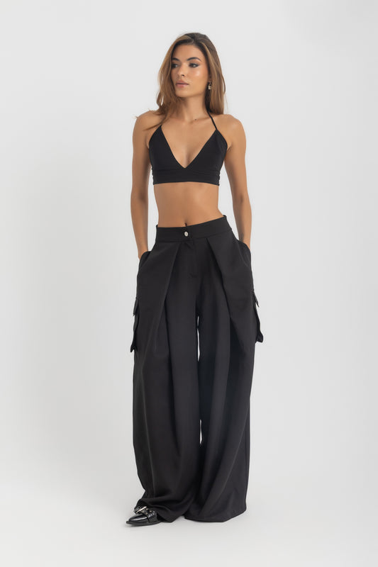 The Classic Cargo Pants – Black