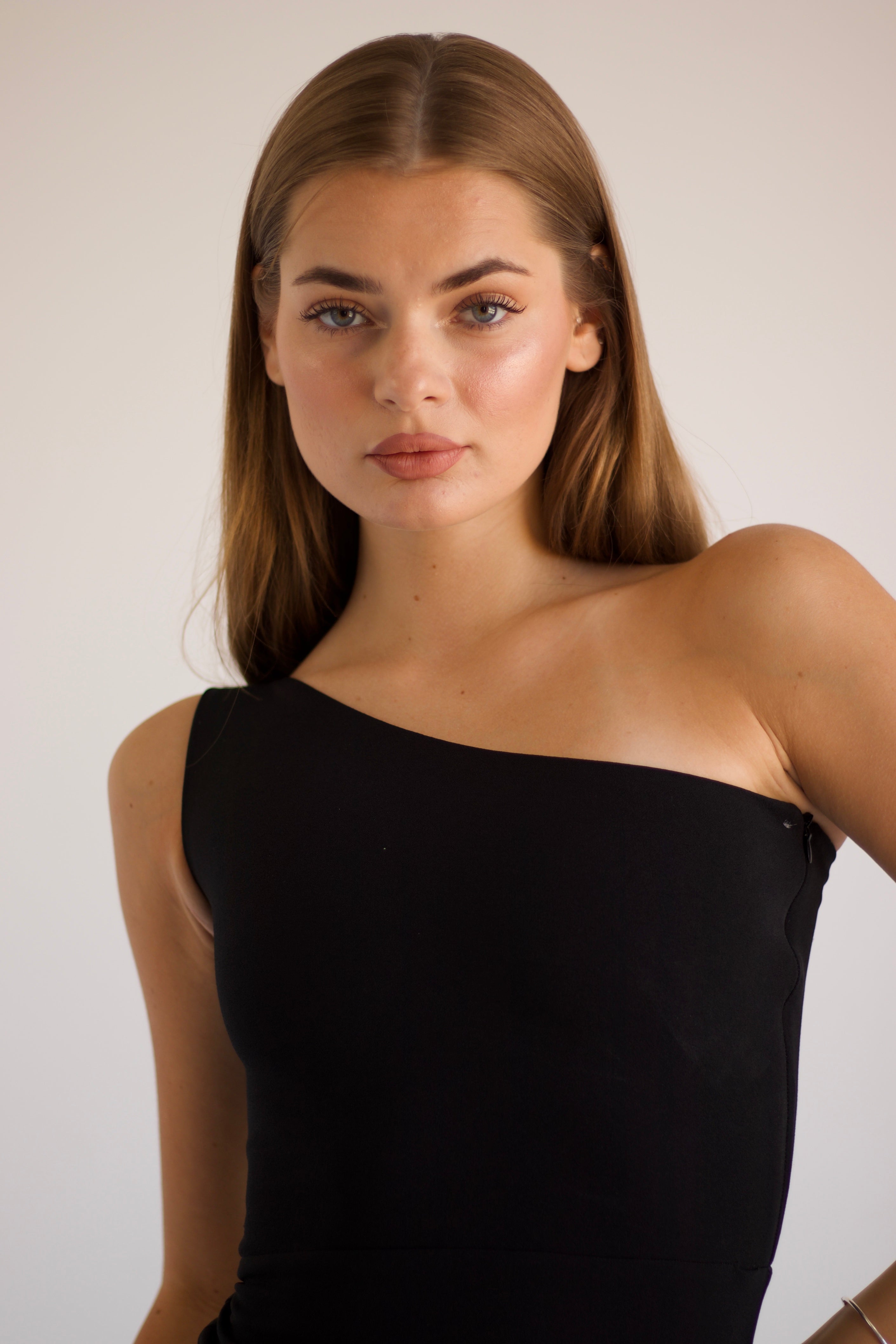 Francesca Gown one-shoulder black evening dress with ruffle detail and side slit – Sand