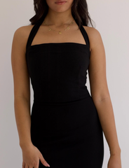 Black Marilyn Dress – bodycon sculpting short dress with hourglass silhouette
