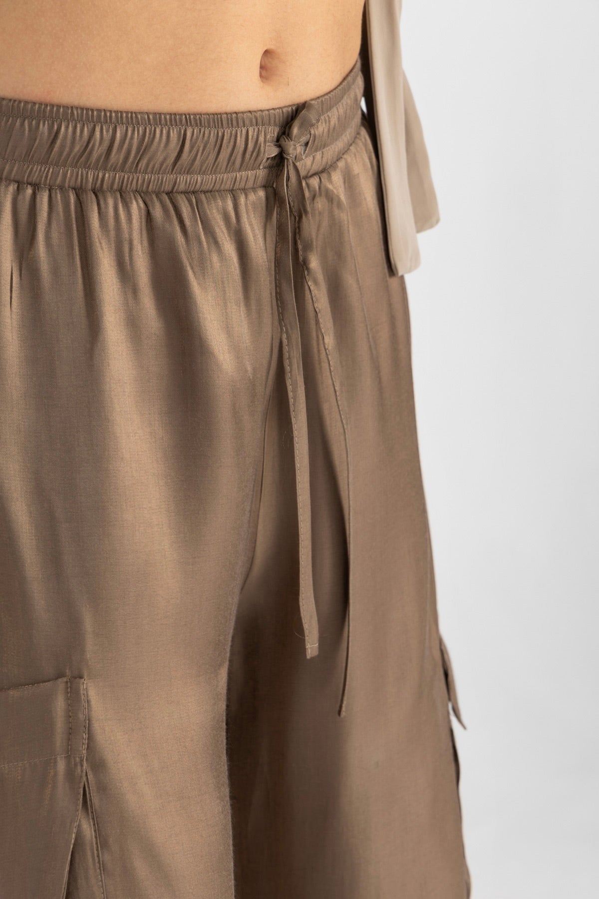 Luna Pants – Fluid Shimmer Cargo, Bronze
