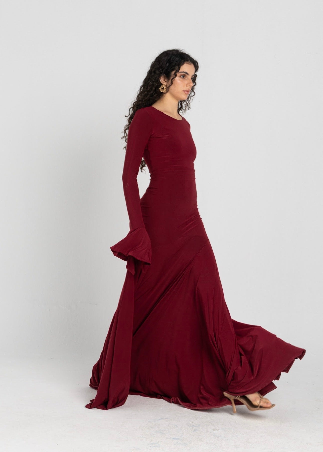 Azalea Dress – Burgundy | 10-Meter Dramatic Mermaid Flare