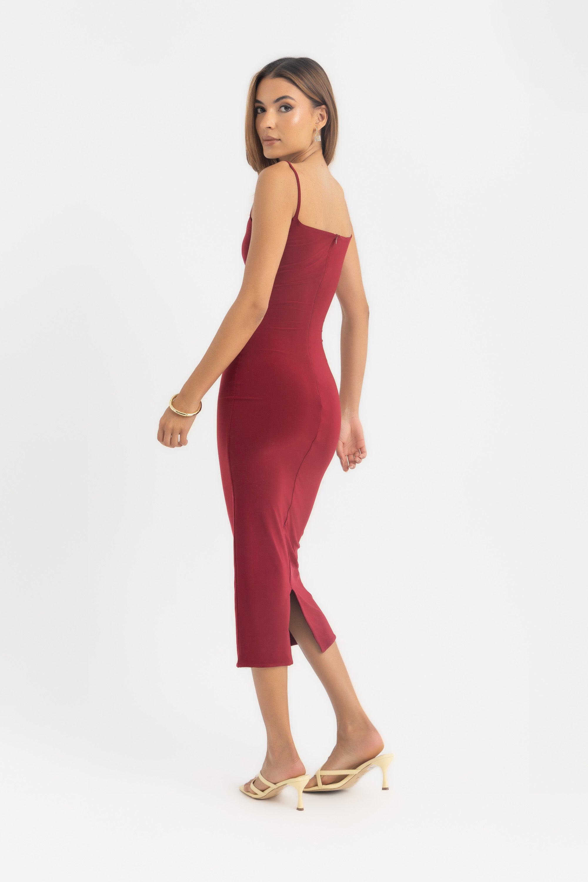 THE PRETTY BASIC DRESS
