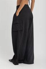 The Classic Cargo Pants – Black